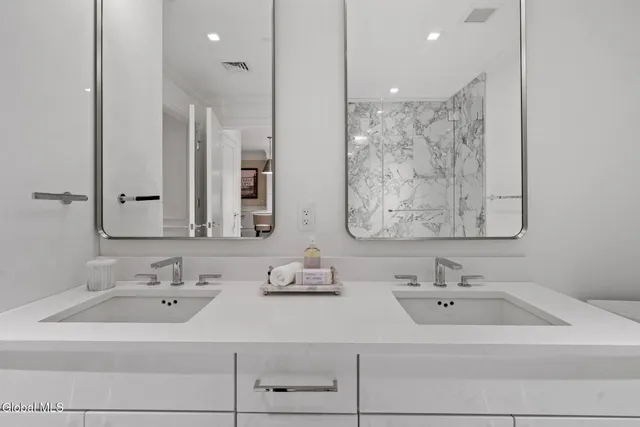 $950,000 | 19 Washington Street, Unit 254 B2, Saratoga Springs, NY 12866