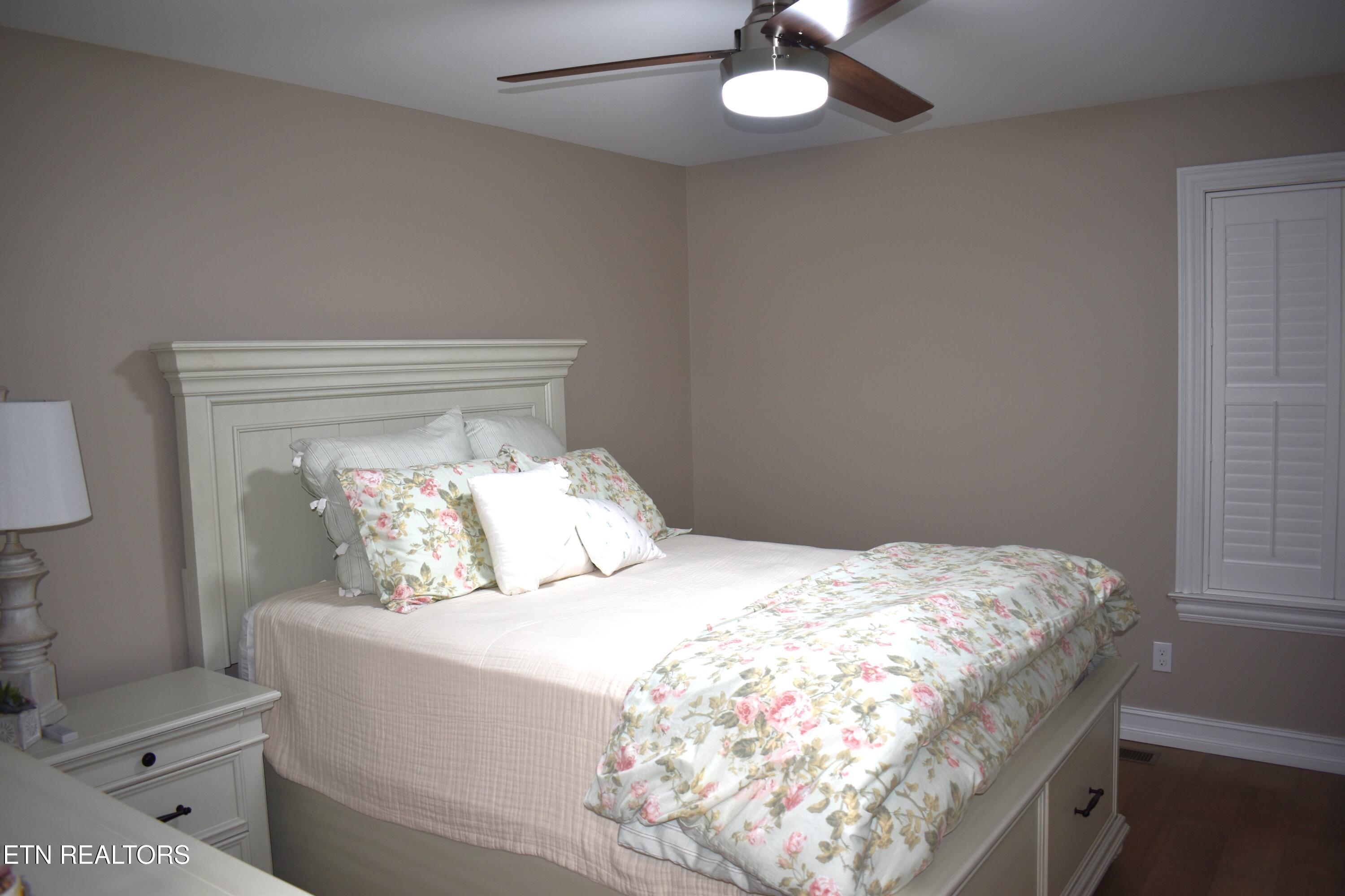 420 Cromwe Street Harrogate, TN 37752 - Photo 18 of 24 DSC_0004