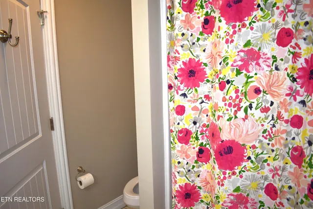 $369,900 | 420 Cromwe Street, Harrogate, TN 37752