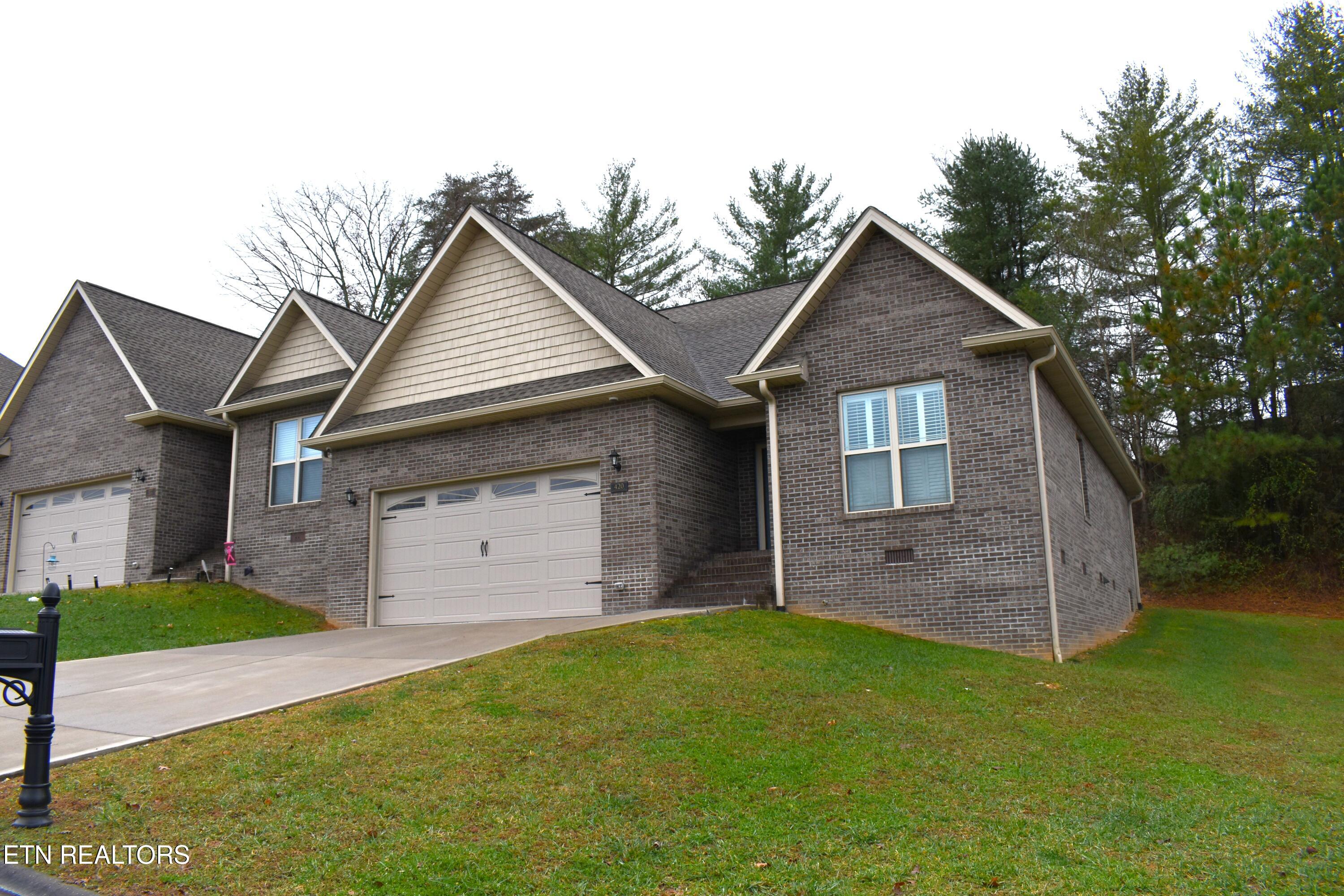 420 Cromwe Street Harrogate, TN 37752 - Photo 5 of 24 DSC_0005 (2)