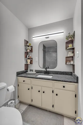 $479,900 | 7609 Russell Street, Prairie Village, KS 66208