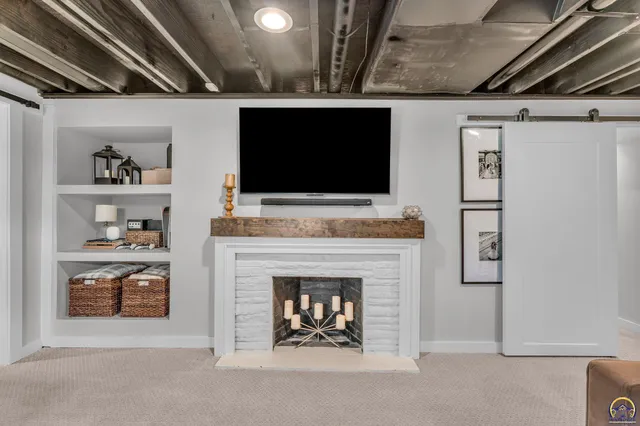 $479,900 | 7609 Russell Street, Prairie Village, KS 66208