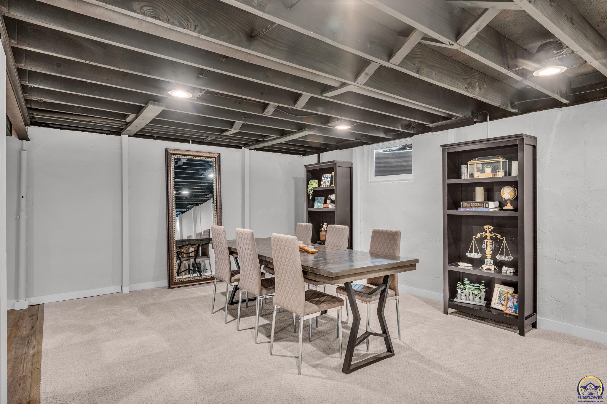 7609 Russell Street Prairie Village, KS 66208 - Photo 29 of 43