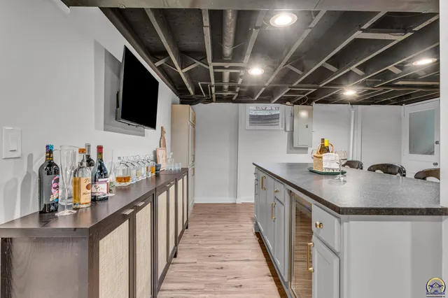 $479,900 | 7609 Russell Street, Prairie Village, KS 66208