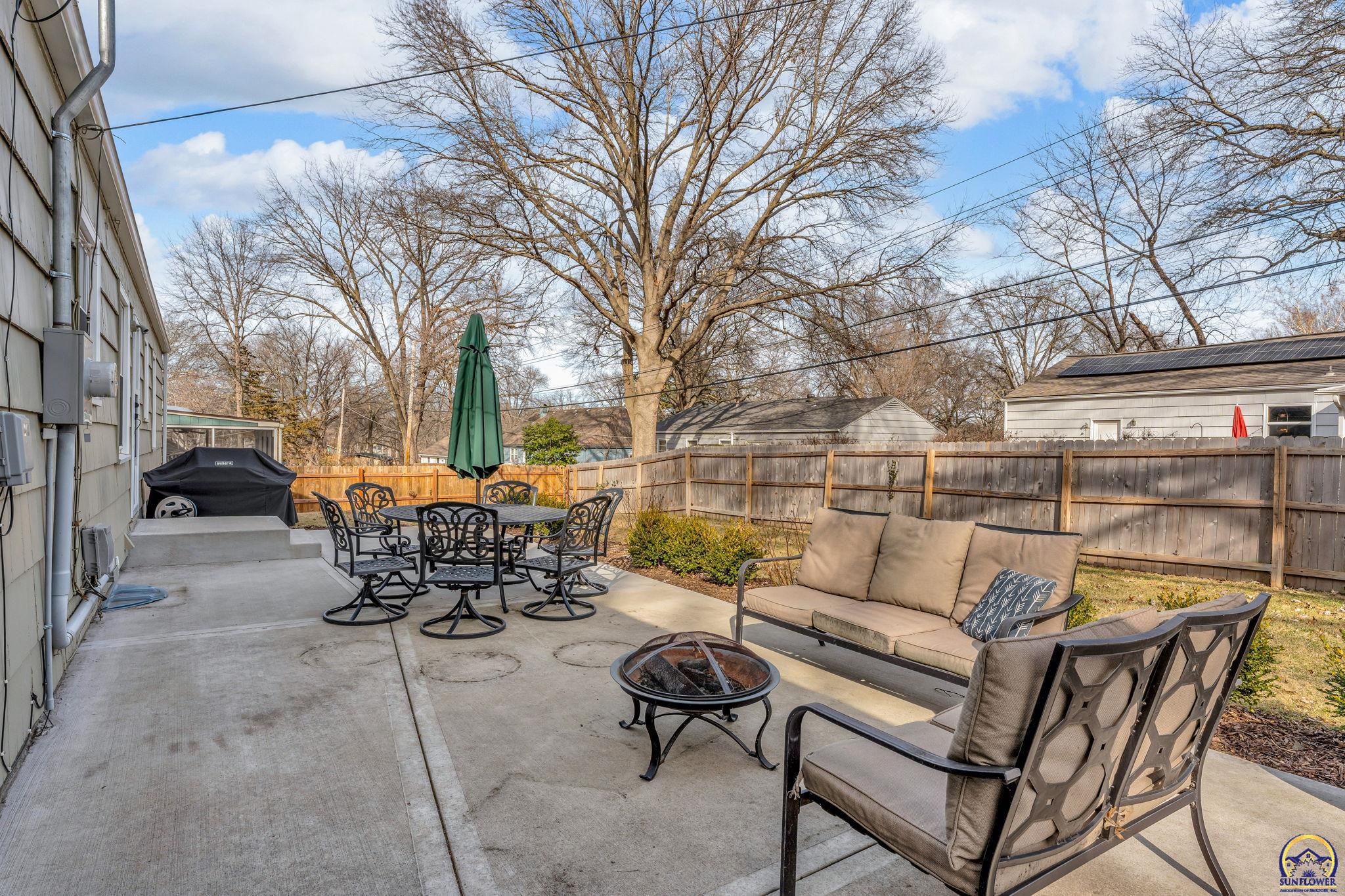 7609 Russell Street Prairie Village, KS 66208 - Photo 41 of 43