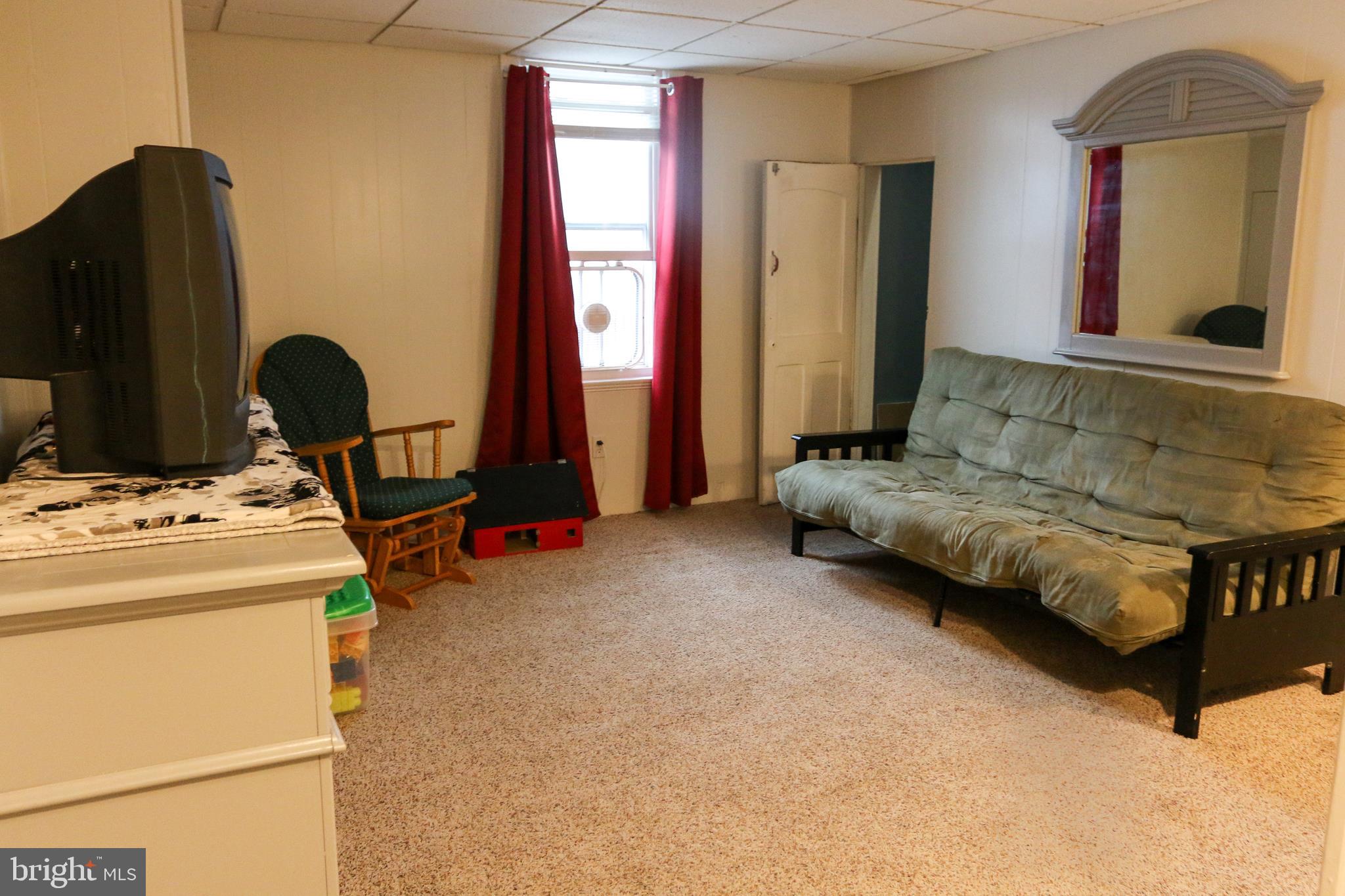 2627 Georgetown Road Baltimore, MD 21230 - Photo 17 of 26 Open room on upper 1 level