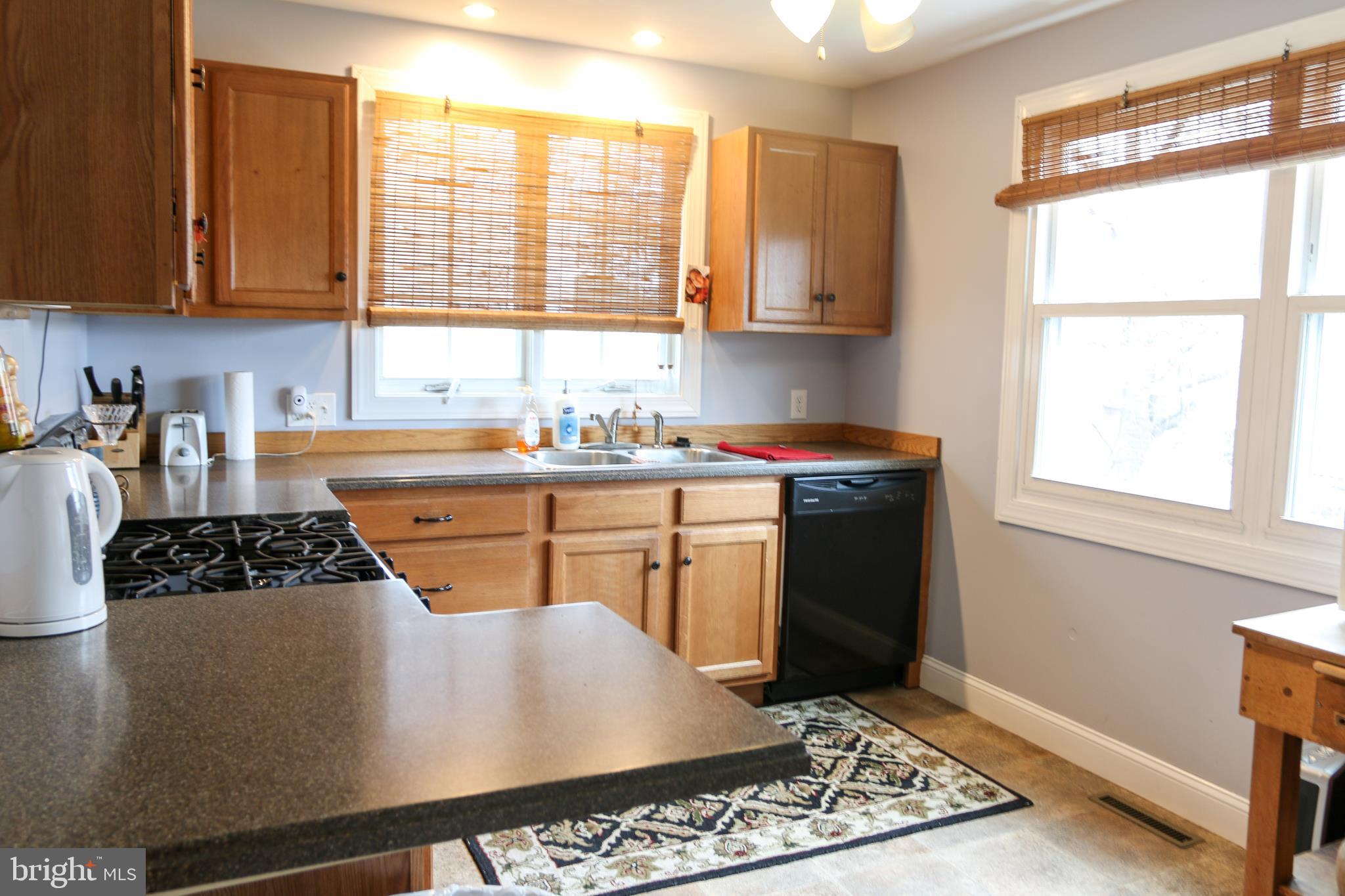 2627 Georgetown Road Baltimore, MD 21230 - Photo 7 of 26 Larger Kitchen