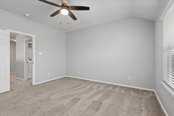 $279,900 | 71 Summer Haze Circle, The Woodlands, TX 77382