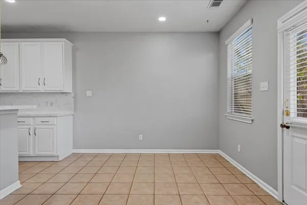 $279,900 | 71 Summer Haze Circle, The Woodlands, TX 77382