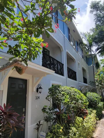 $4,000 | 332 Atlantic Grove Way, Delray Beach, FL 33444