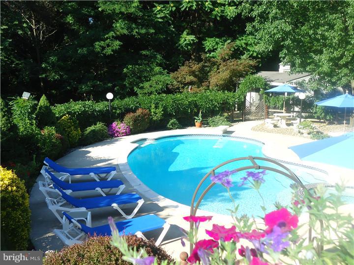 23 Ravine Road Trenton, NJ 08628 - Photo 23 of 24 Pool