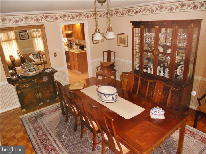 23 Ravine Road Trenton, NJ 08628 - Photo 6 of 24 Dining Room
