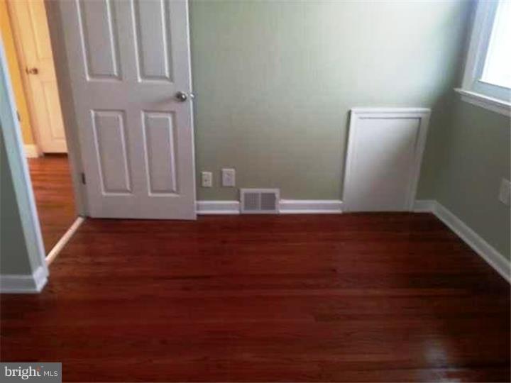 9229 Academy Road Philadelphia, PA 19114 - Photo 5 of 11 Gallery Image 5