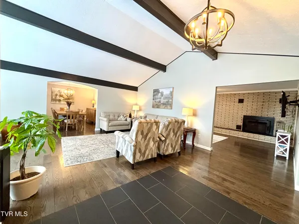 $374,000 | 12996 River Lane, Coeburn, VA 24230