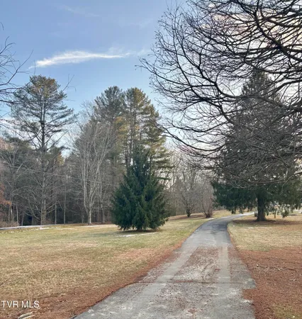 $374,000 | 12996 River Lane, Coeburn, VA 24230