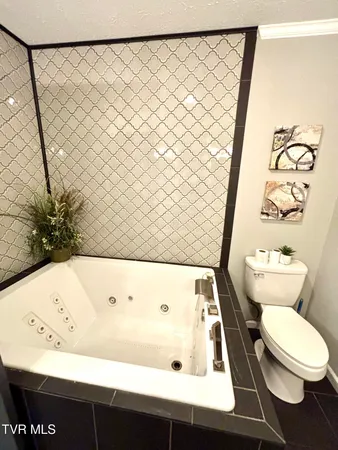 $374,000 | 12996 River Lane, Coeburn, VA 24230