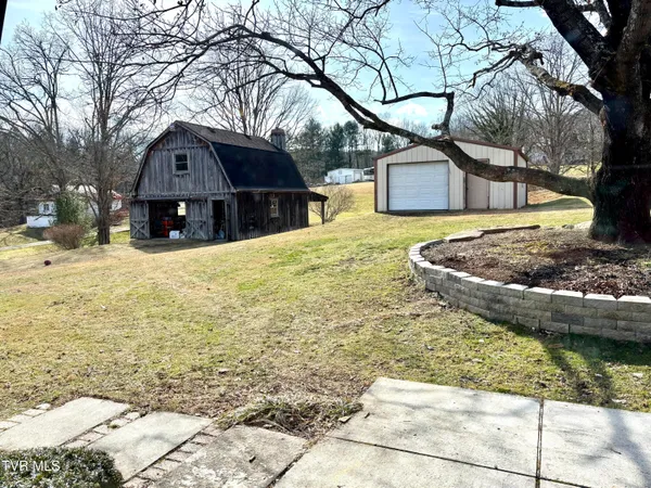 $374,000 | 12996 River Lane, Coeburn, VA 24230