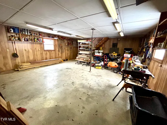 $374,000 | 12996 River Lane, Coeburn, VA 24230