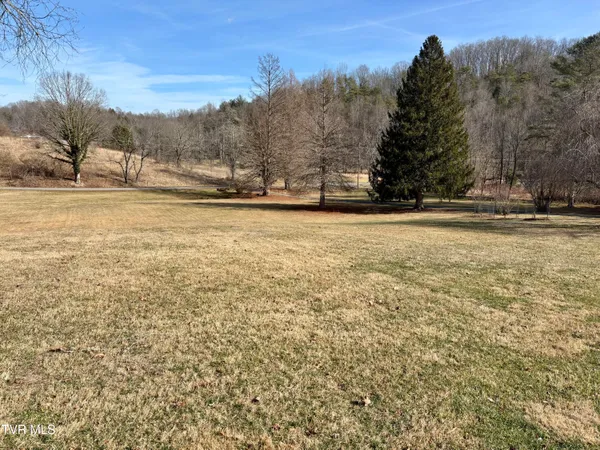 $374,000 | 12996 River Lane, Coeburn, VA 24230