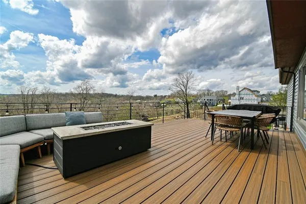 $495,000 | 3061 Old Oakdale Road, McDonald, PA 15057