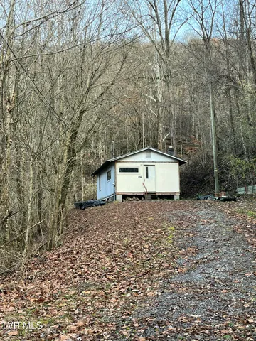 $15,000 | 529 Stallard Lawson Cemetery Lane, Fort Blackmore, VA 24250