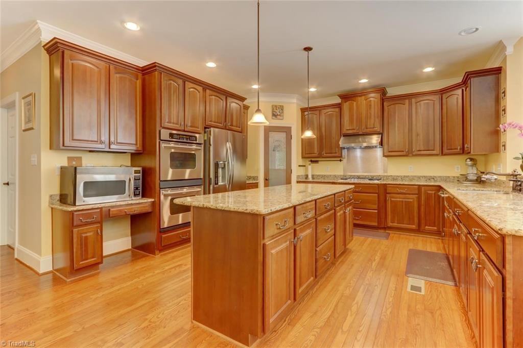 3205 Owls Roost Road Greensboro, NC 27410 - Photo 10 of 27