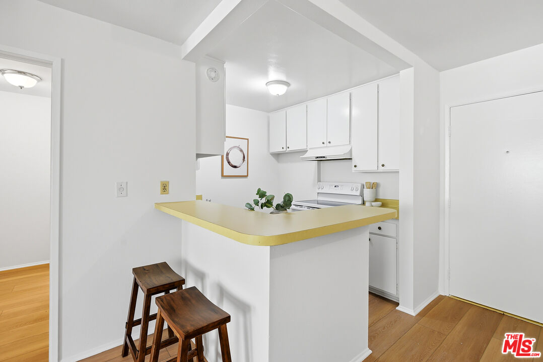 7742 Redlands Street, Unit D2040 Playa del Rey, CA 90293 - Photo 12 of 35
