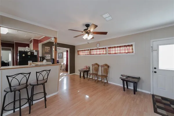 $1,395 | 221 West Burton Street, Sherman, TX 75092