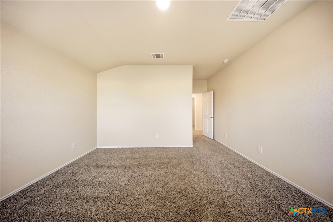 9506 Falme Lane Killeen, TX 76542 - Photo 11 of 27 a view of an empty room