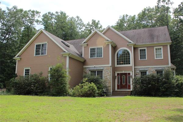 5 Miscoe Hill Road Upton, MA 01568 - Photo 1 of 30 Gallery Image 1