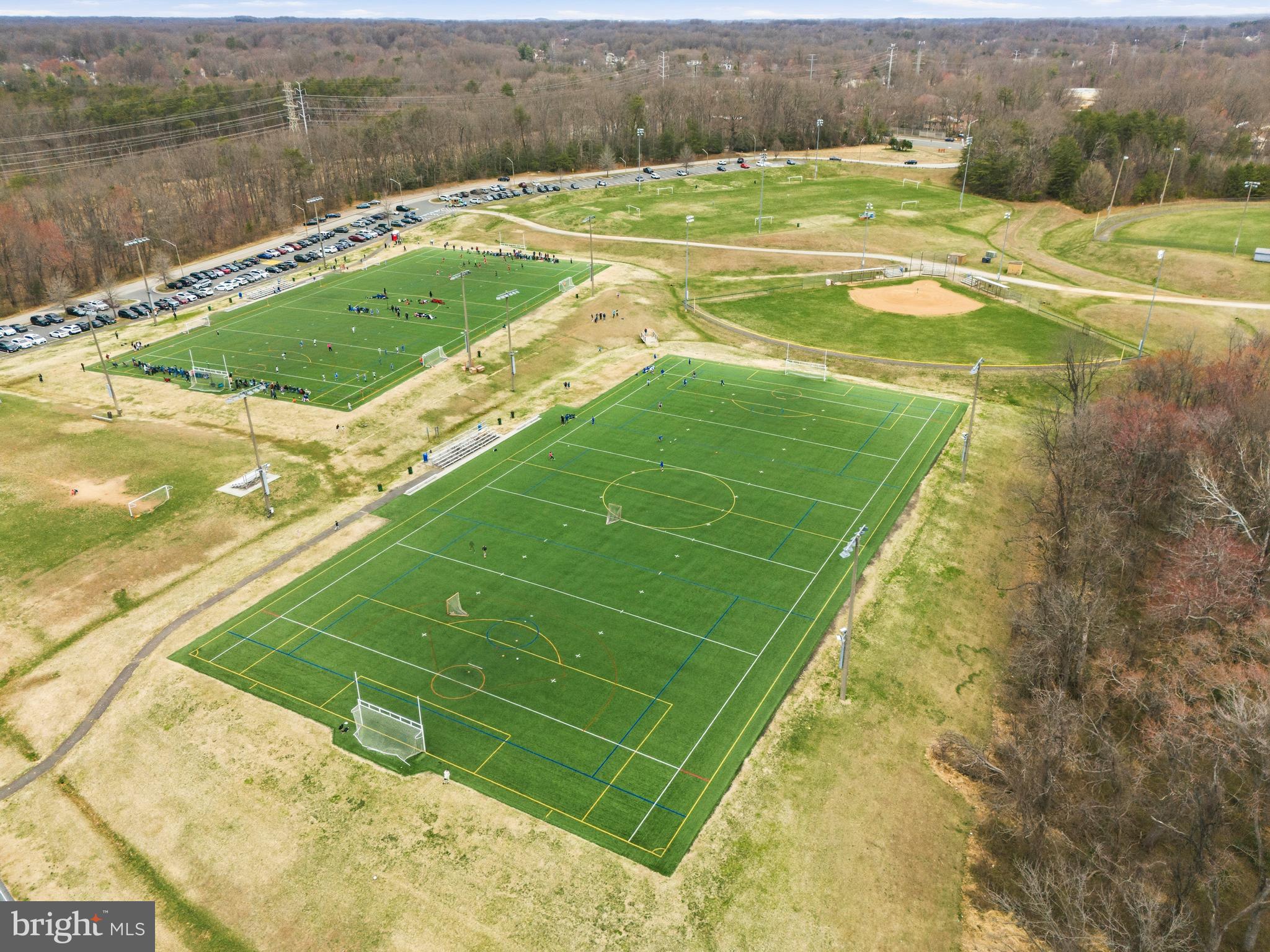 7201 Neaptide Lane Burke, VA 22015 - Photo 58 of 75 a view of a tennis court