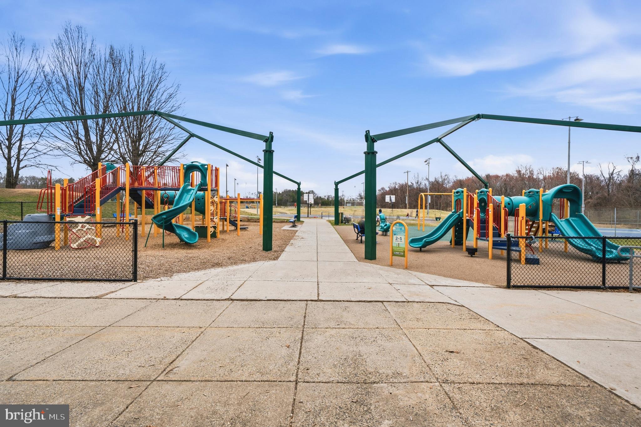 7201 Neaptide Lane Burke, VA 22015 - Photo 59 of 75 a view of outdoor space with seating