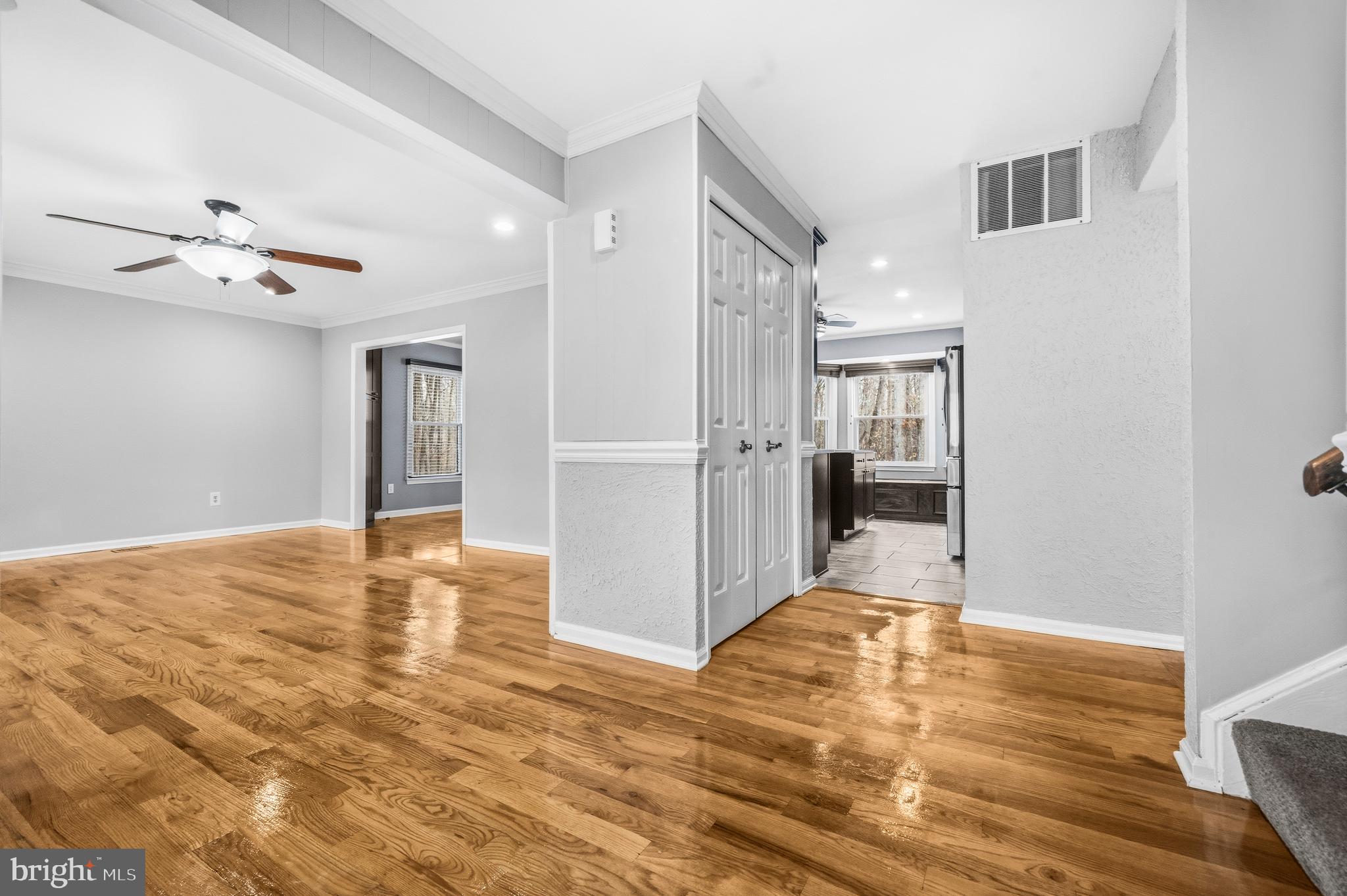 7201 Neaptide Lane Burke, VA 22015 - Photo 9 of 75