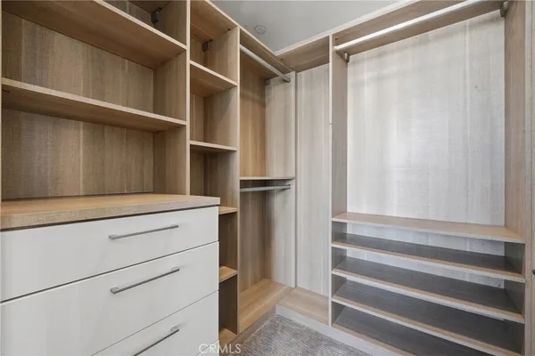 a view of walk in closet