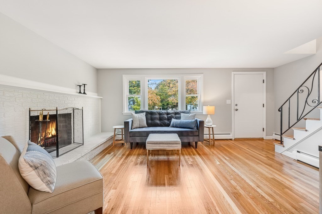 15 Cedarcrest Road Salem, MA 01970 - Photo 4 of 28 Gallery Image 4