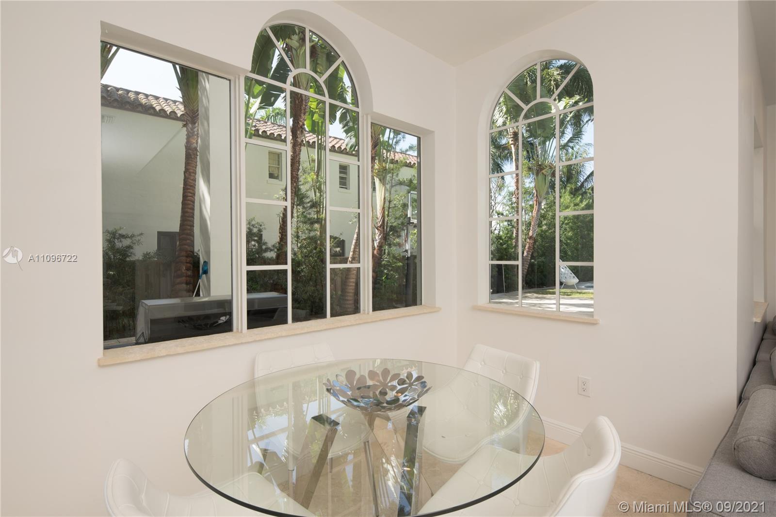 4900 Pine Tree Drive Miami Beach, FL 33140 - Photo 31 of 64