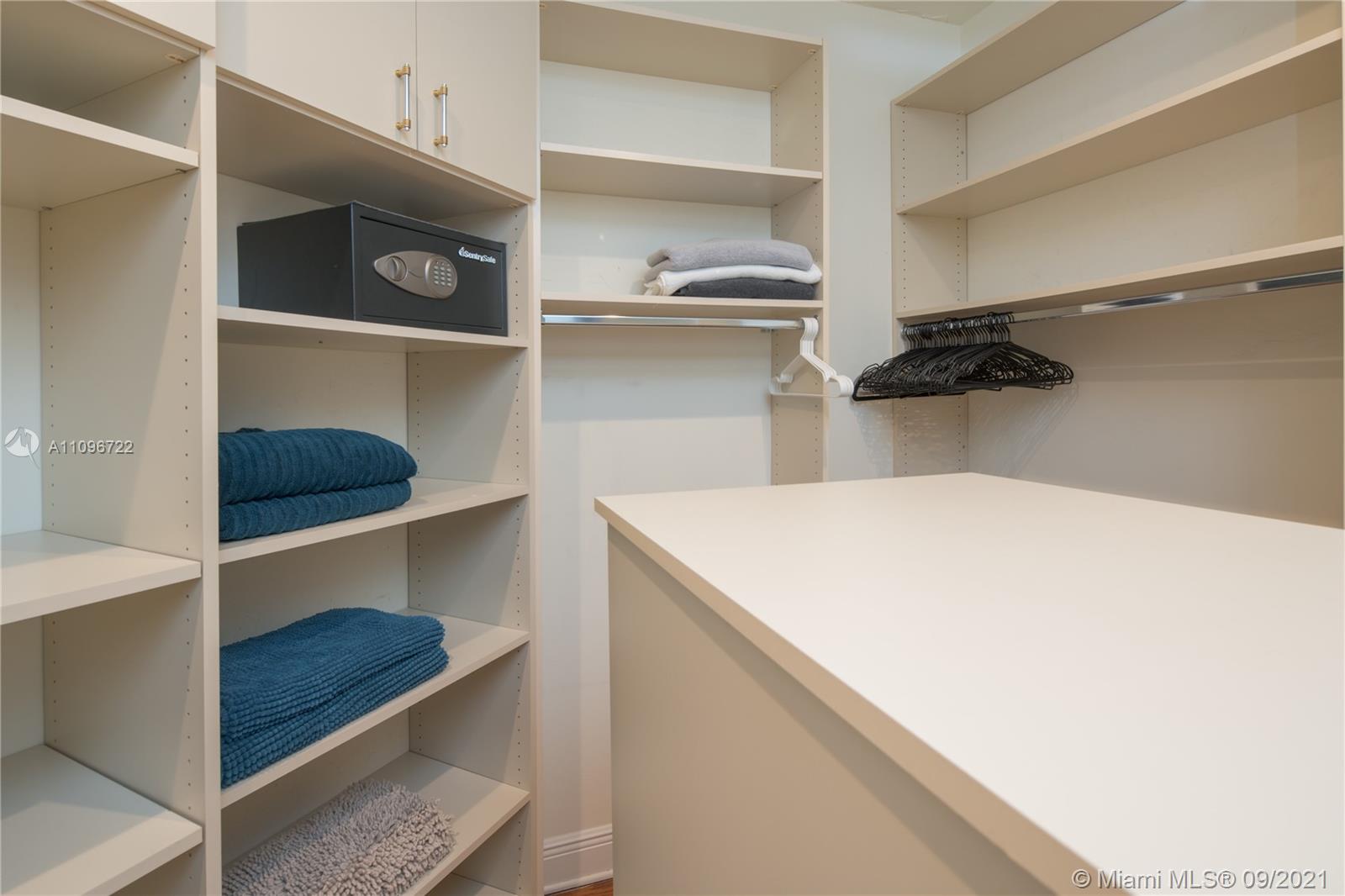 4900 Pine Tree Drive Miami Beach, FL 33140 - Photo 57 of 64