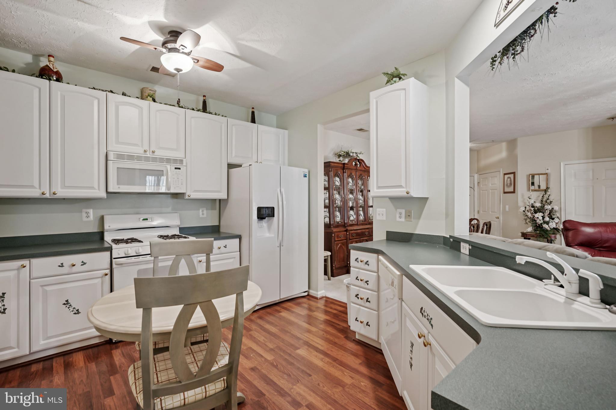4816 Brightleaf Court Rosedale, MD 21237 - Photo 11 of 28 Kitchen