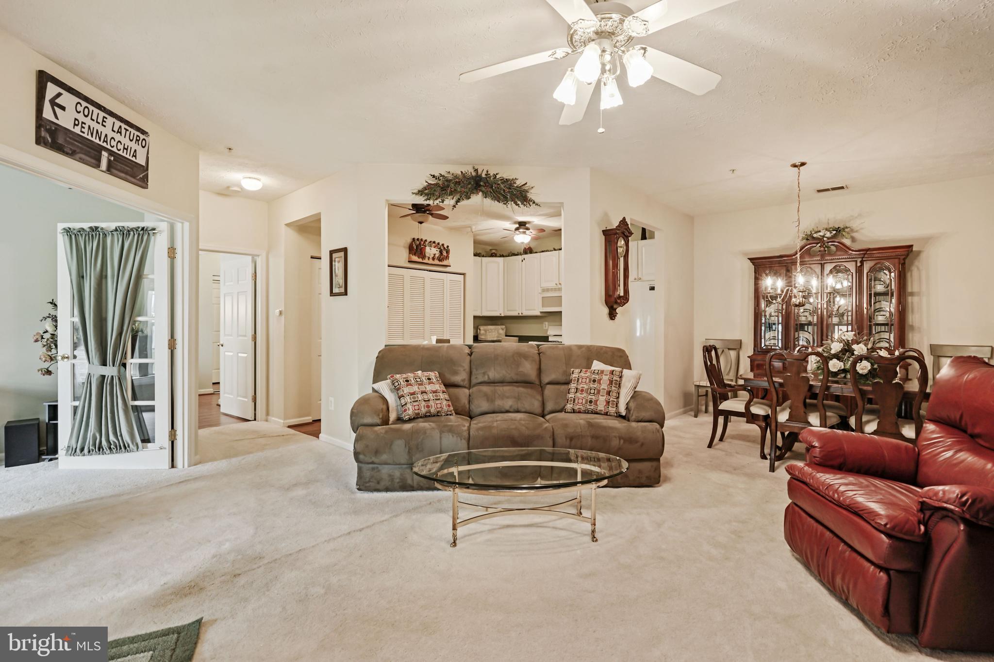 4816 Brightleaf Court Rosedale, MD 21237 - Photo 5 of 28 Living Room