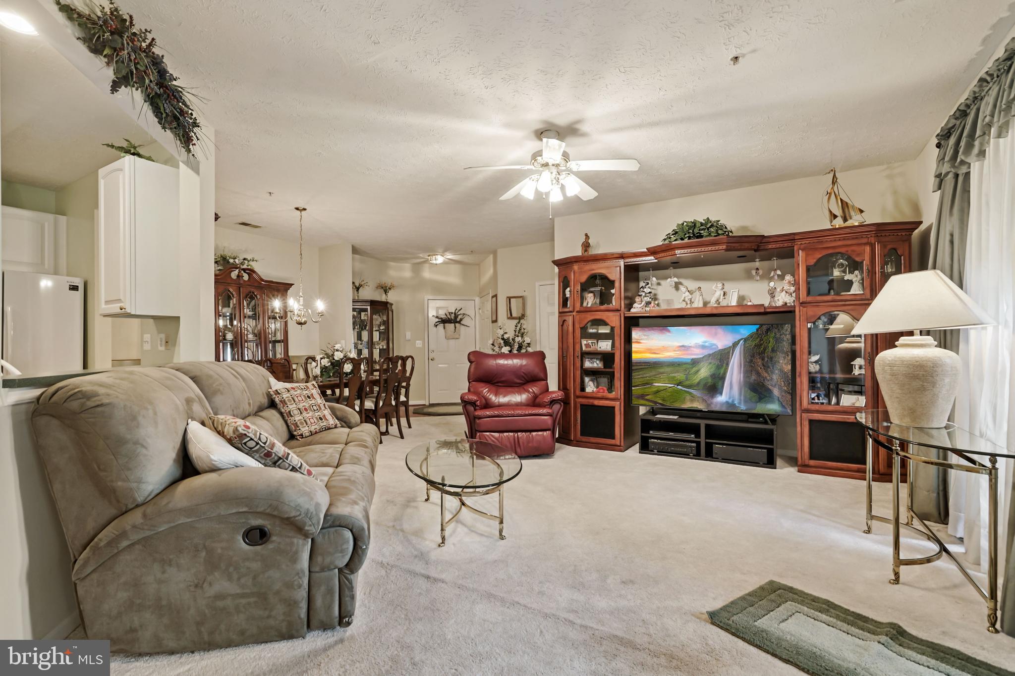 4816 Brightleaf Court Rosedale, MD 21237 - Photo 7 of 28 Living Room