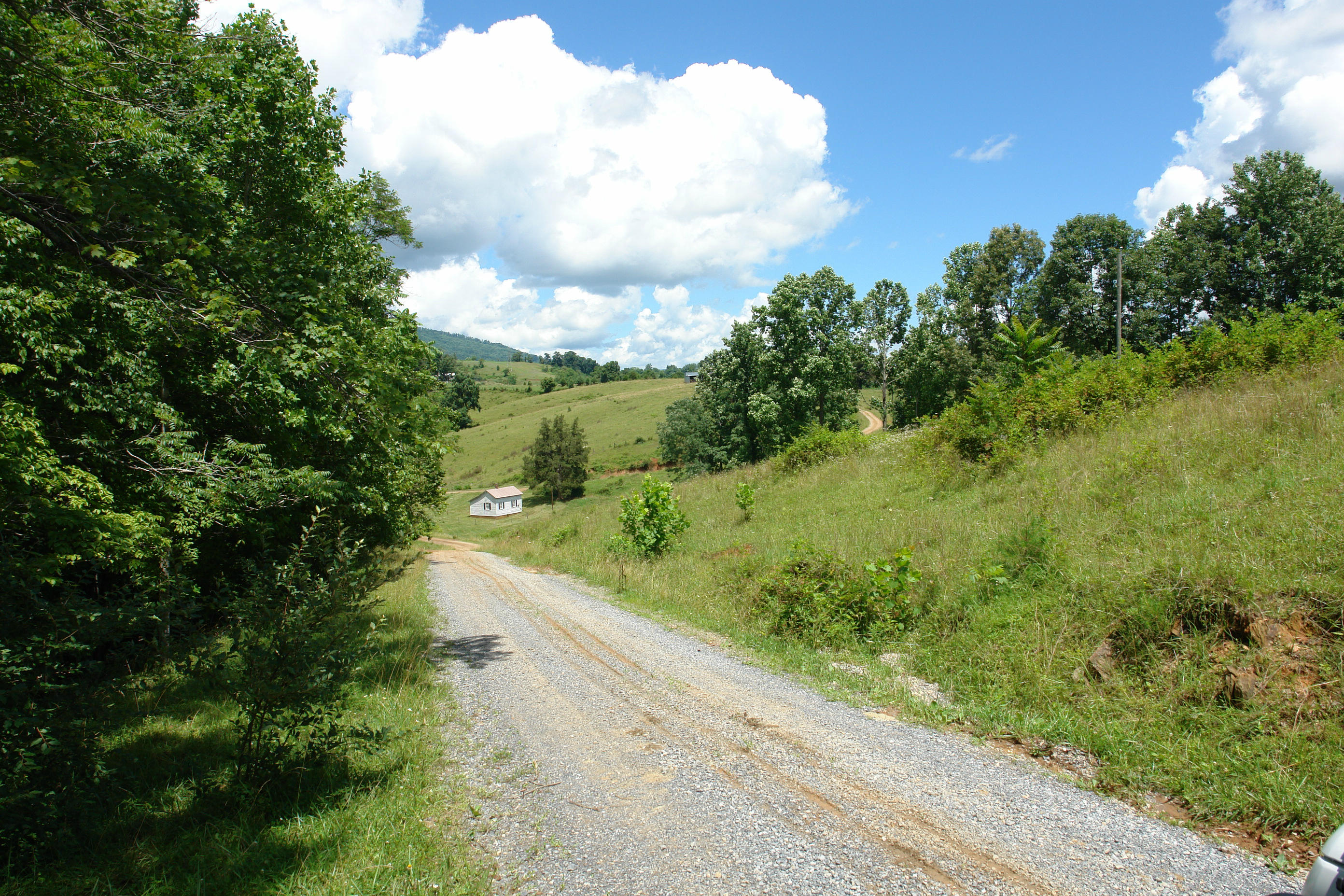 1373 Simmons Mill Road Thaxton, VA 24174 - Photo 11 of 15 Roadway