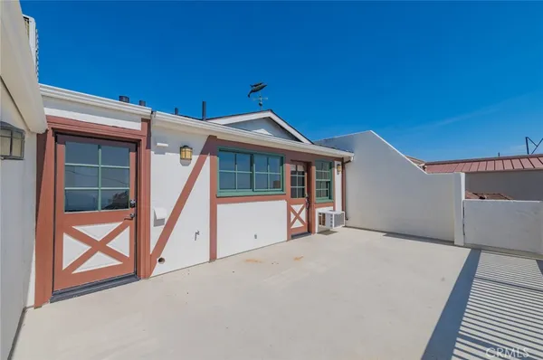 $4,000 | 2007 South Coast Highway, Laguna Beach, CA 92651