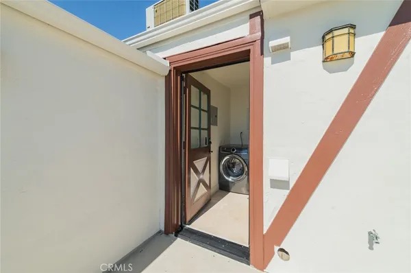 $4,000 | 2007 South Coast Highway, Laguna Beach, CA 92651