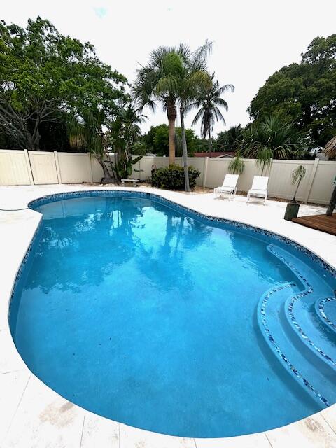 631 Linnet Circle Delray Beach, FL 33444 - Photo 5 of 17 IMG_4755