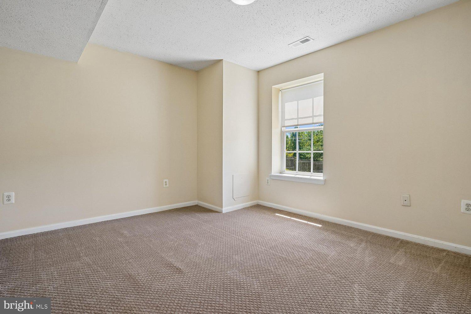 14677 Cloverdale Road Woodbridge, VA 22193 - Photo 60 of 72 Bonus Room