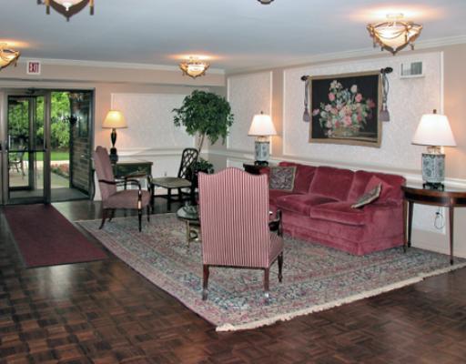 1500 Cochran Road, Unit 609 Pittsburgh, PA 15243 - Photo 10 of 11 Lobby/Reception.