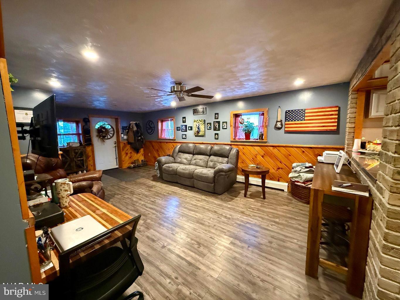 124 Reimer Lane Duncansville, PA 16635 - Photo 2 of 37