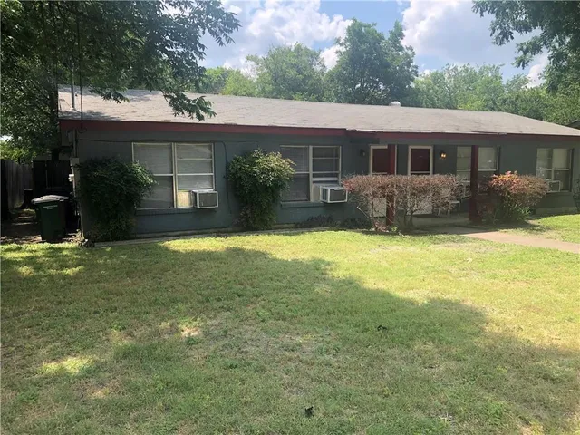 $1,070 | 7005 Guadalupe Street, Unit B, Austin, TX 78752