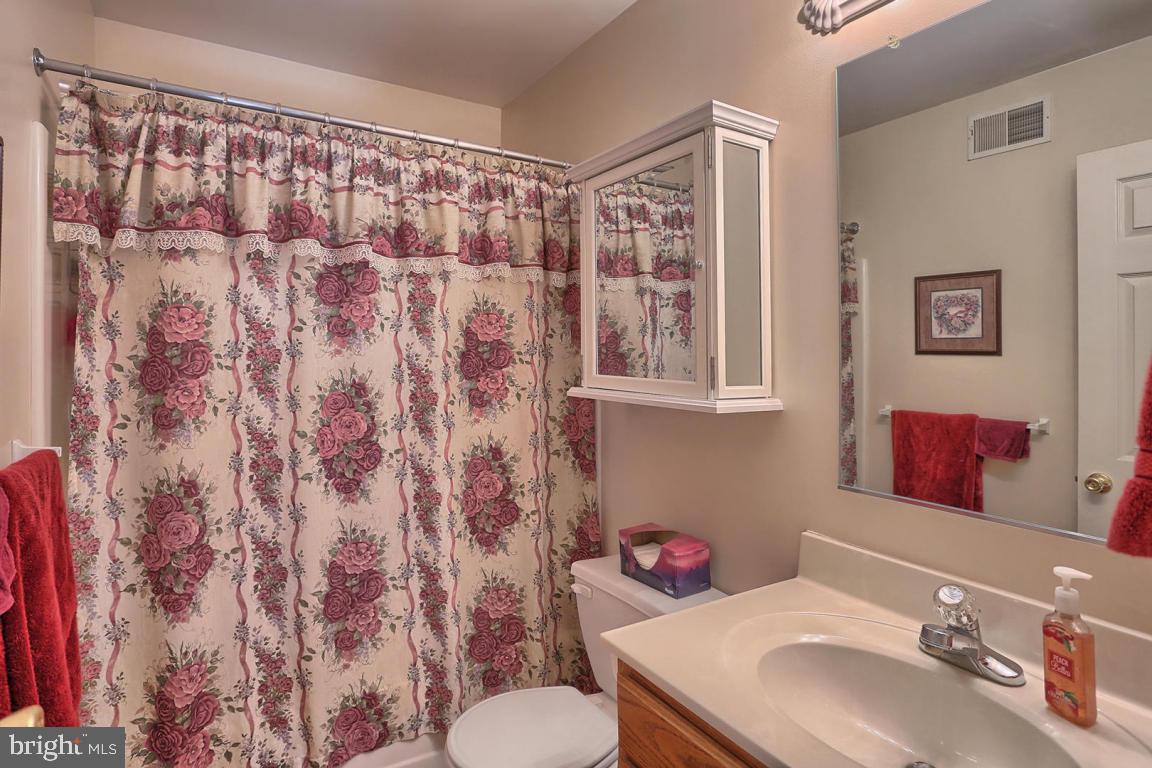 237 Bainbridge Circle Sinking Spring, PA 19608 - Photo 18 of 25