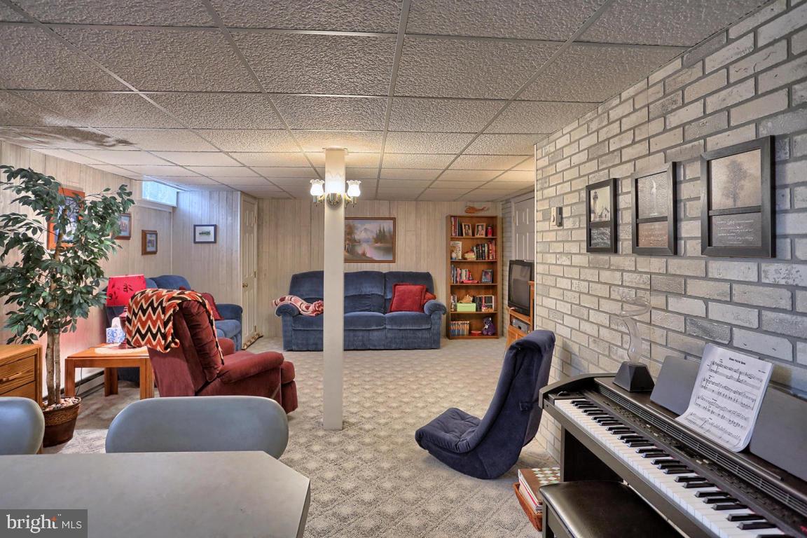 237 Bainbridge Circle Sinking Spring, PA 19608 - Photo 21 of 25